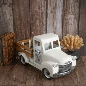 White Pumpkin Patch Metal Truck